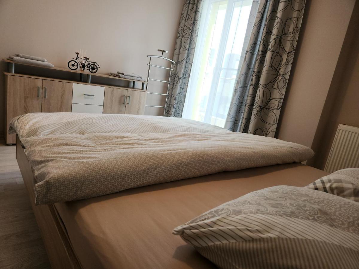 Airport Apartment Otopeni Extérieur photo